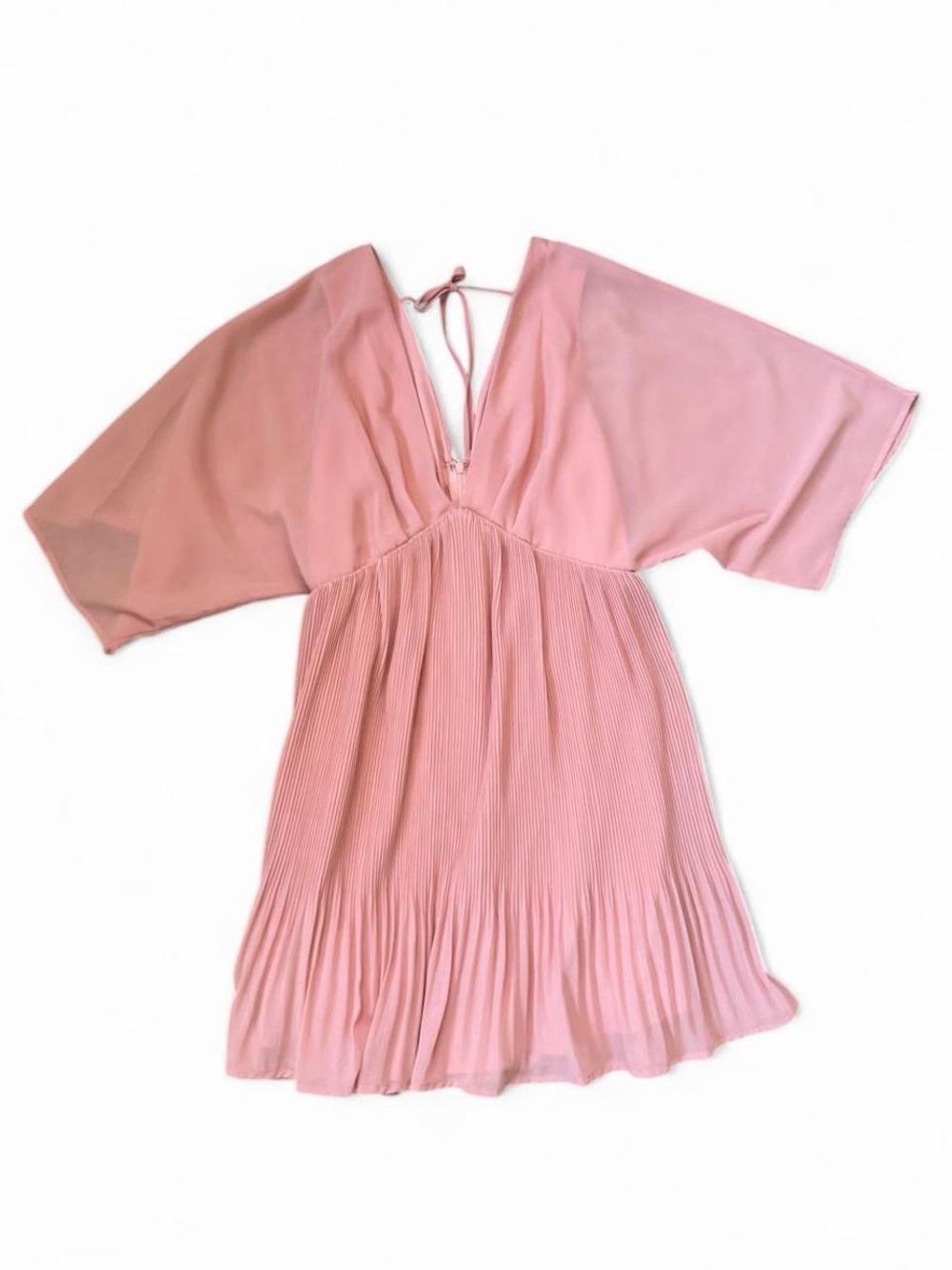 French Kiss - Blush Pink Pleated V-Neck Dress